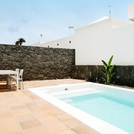 Villa Volcano By Casasblancas Yaiza (Lanzarote)