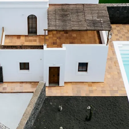 Villa Volcano By Casasblancas