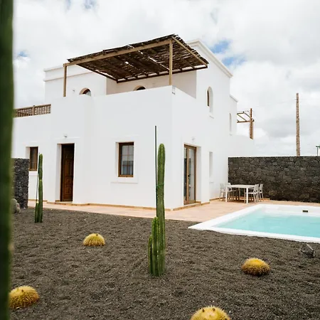 Volcano By Casasblancas Villa Yaiza (Lanzarote)
